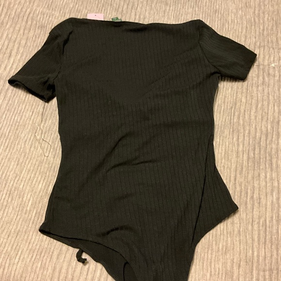 🐝 NWT Body Suit Black Size M - Picture 8 of 8
